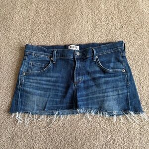 Agolde revolve vintage y2k 2000s distress raw hem mini jean denim skirt size 31